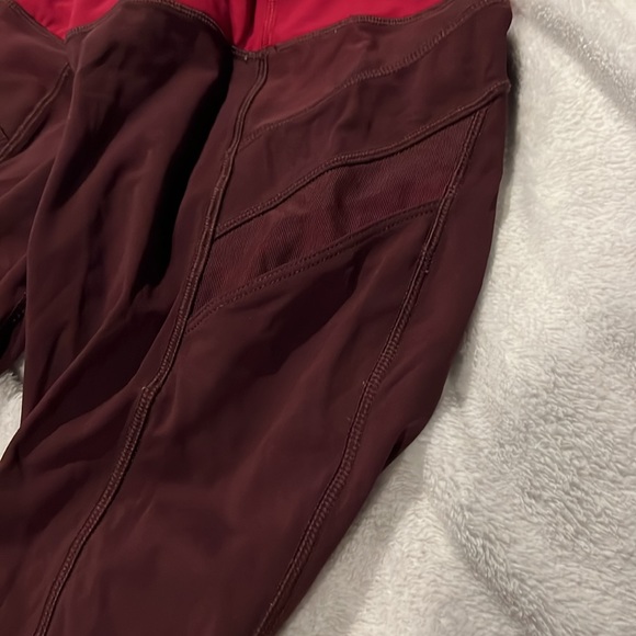 Lululemon Cropped Leggings - Picture 4 of 7